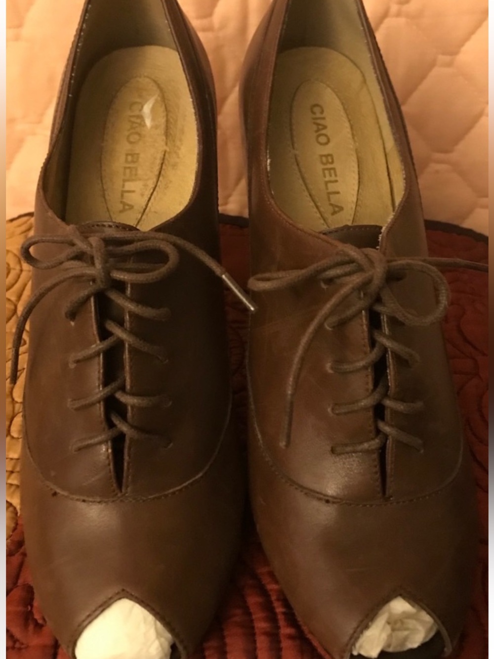Tommy Hilfiger Grey Sneaker
Free: Brown peep- toe heels shoes - Picture 10 of 11